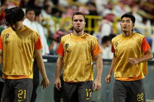 国足正式比赛已停摆超一年，邵佳一将率队出战，目标锁定2027年初亚洲杯。